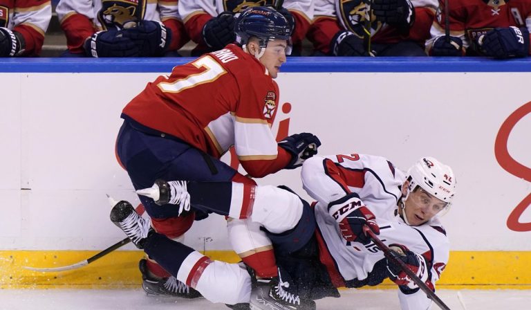 Panthers score four goals in third to beat Capitals 5-4
