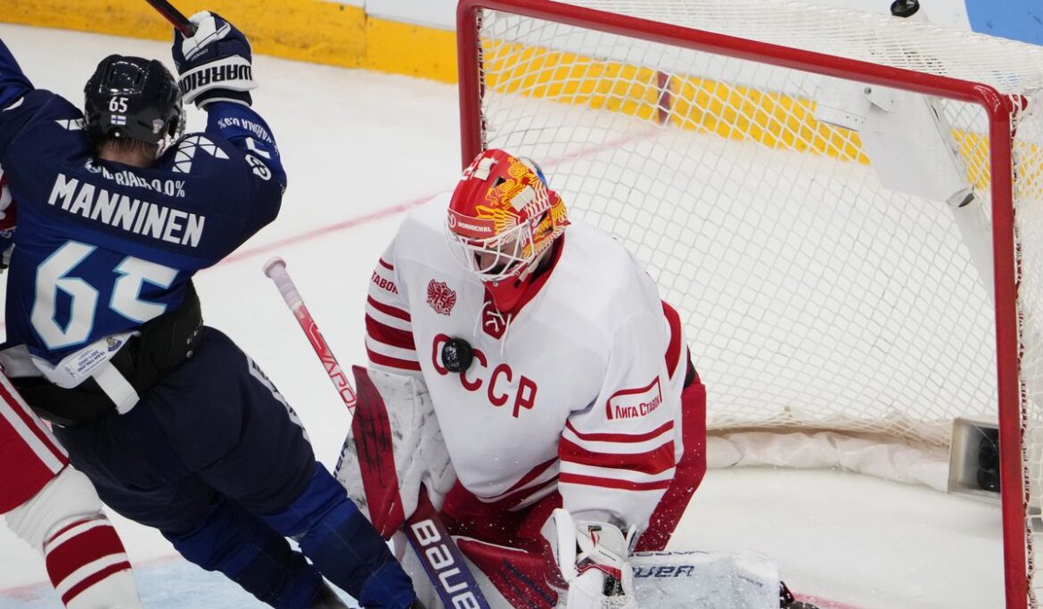 Russia’s hockey team sports Soviet uniforms, riling its European neighbors