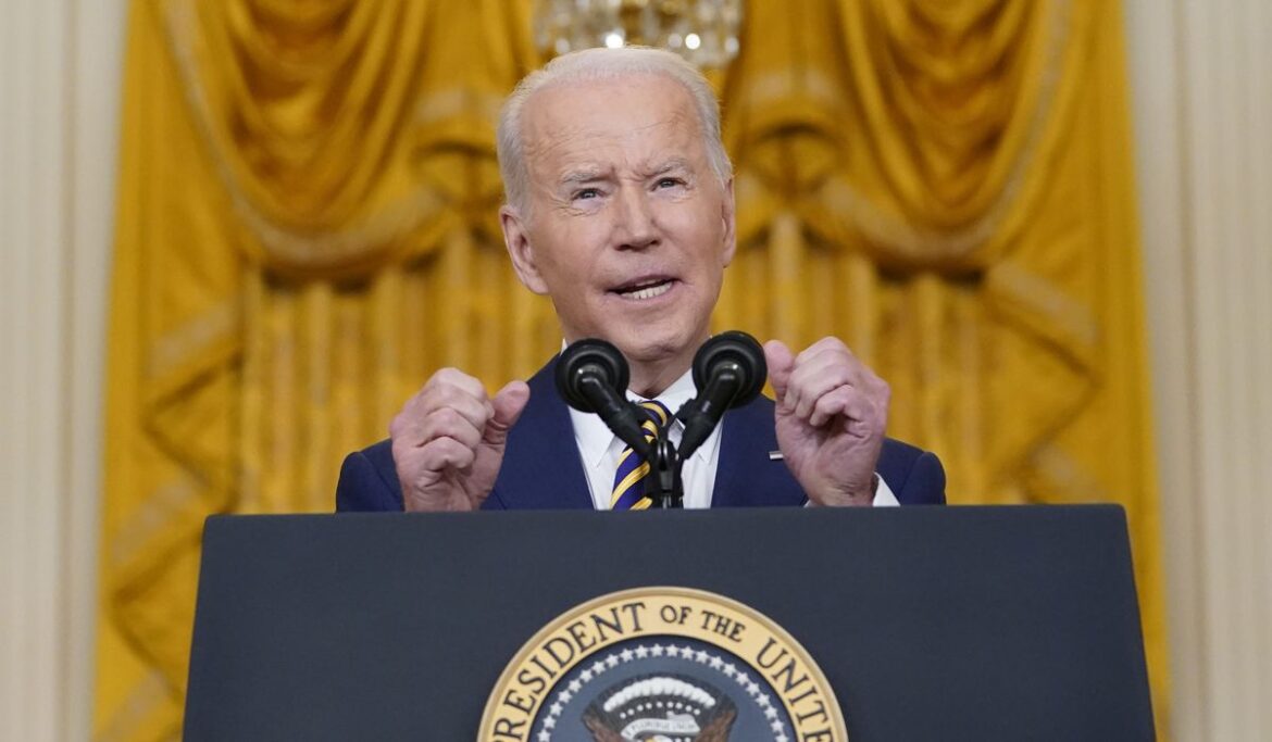Biden insists the U.S. will turn the corner on pandemic without lockdowns, school closures