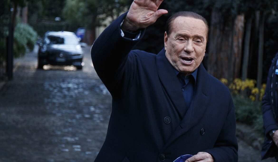 Irrepressible Berlusconi makes one last bid for brass ring in Italy