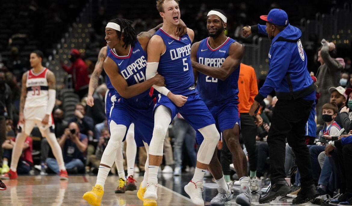 Kennard scores 7 in final 9 seconds as Clippers stun Wizards