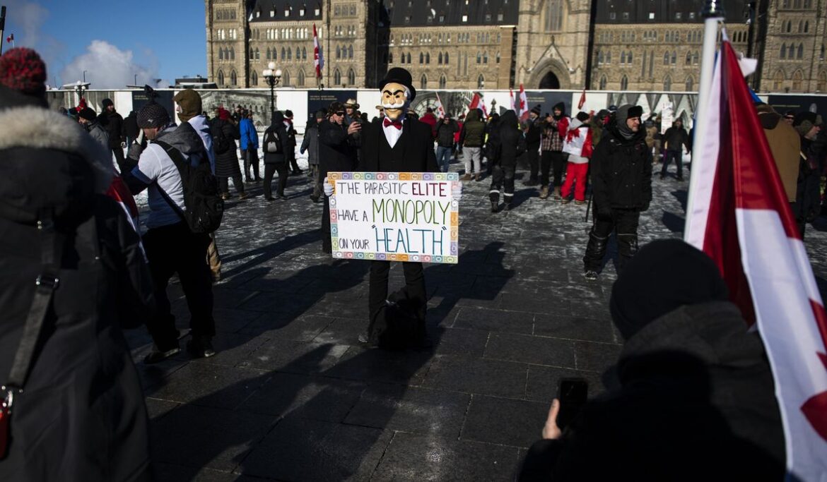 Thousands protest COVID mandates and restrictions in Ottawa