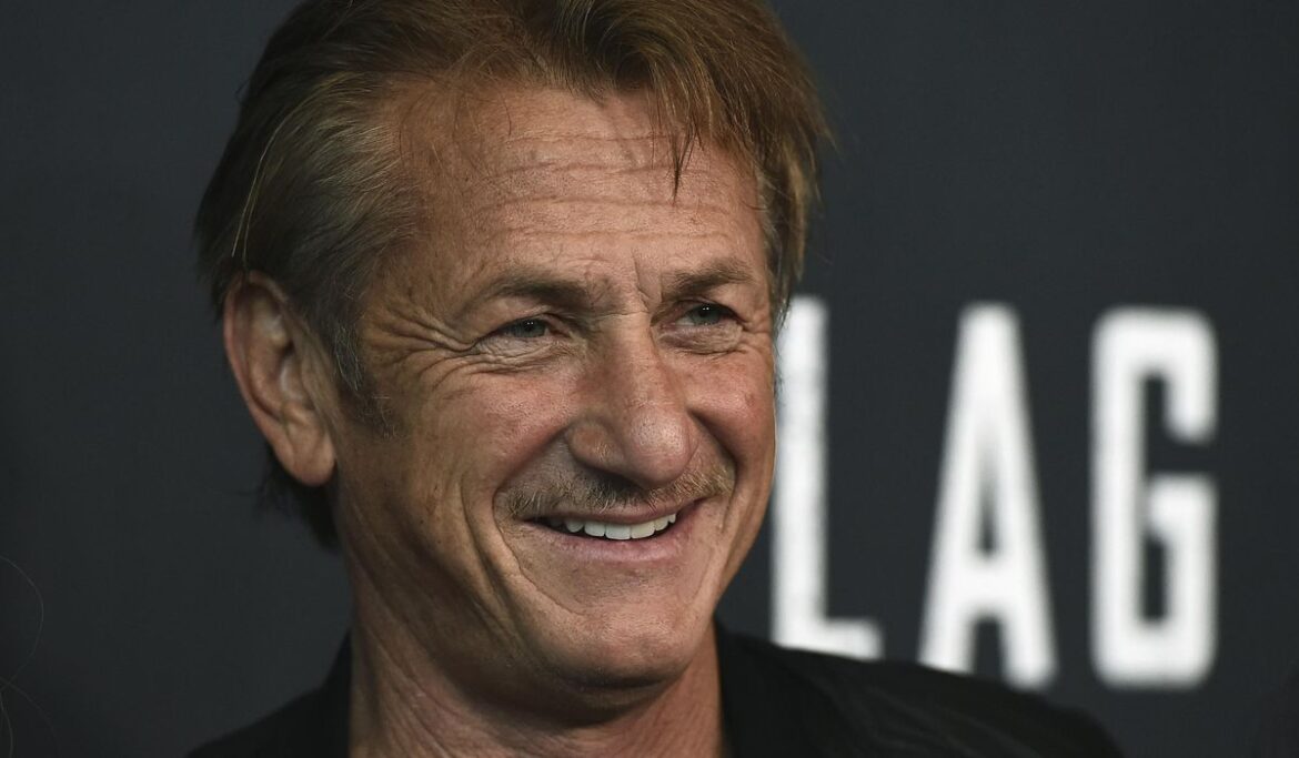 Sean Penn in Ukraine to continue work on documentary