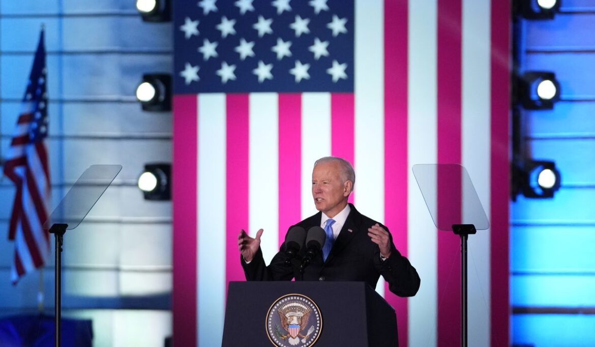 Biden casts Ukraine conflict as global battle between democracy and autocracy