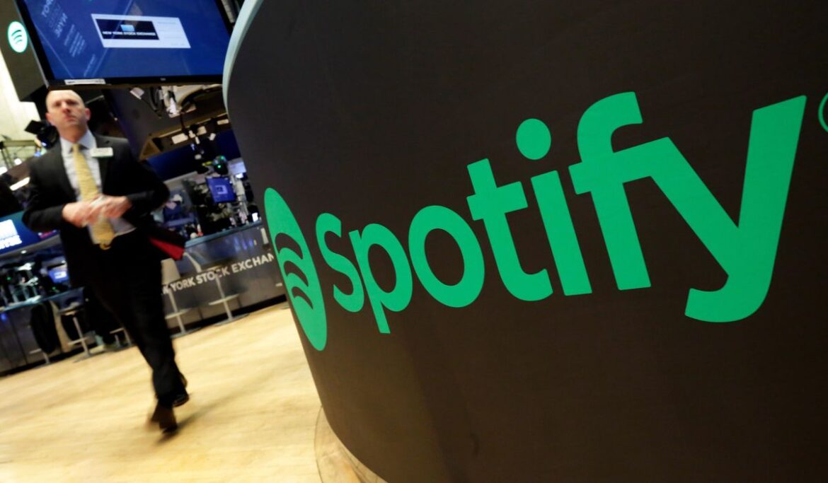 Spotify suspending service in Russia