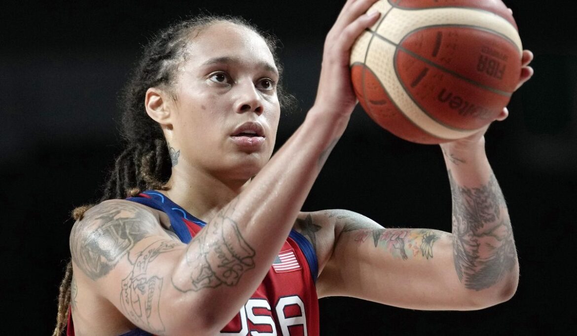 State Department: U.S. consulate sees Griner for first time