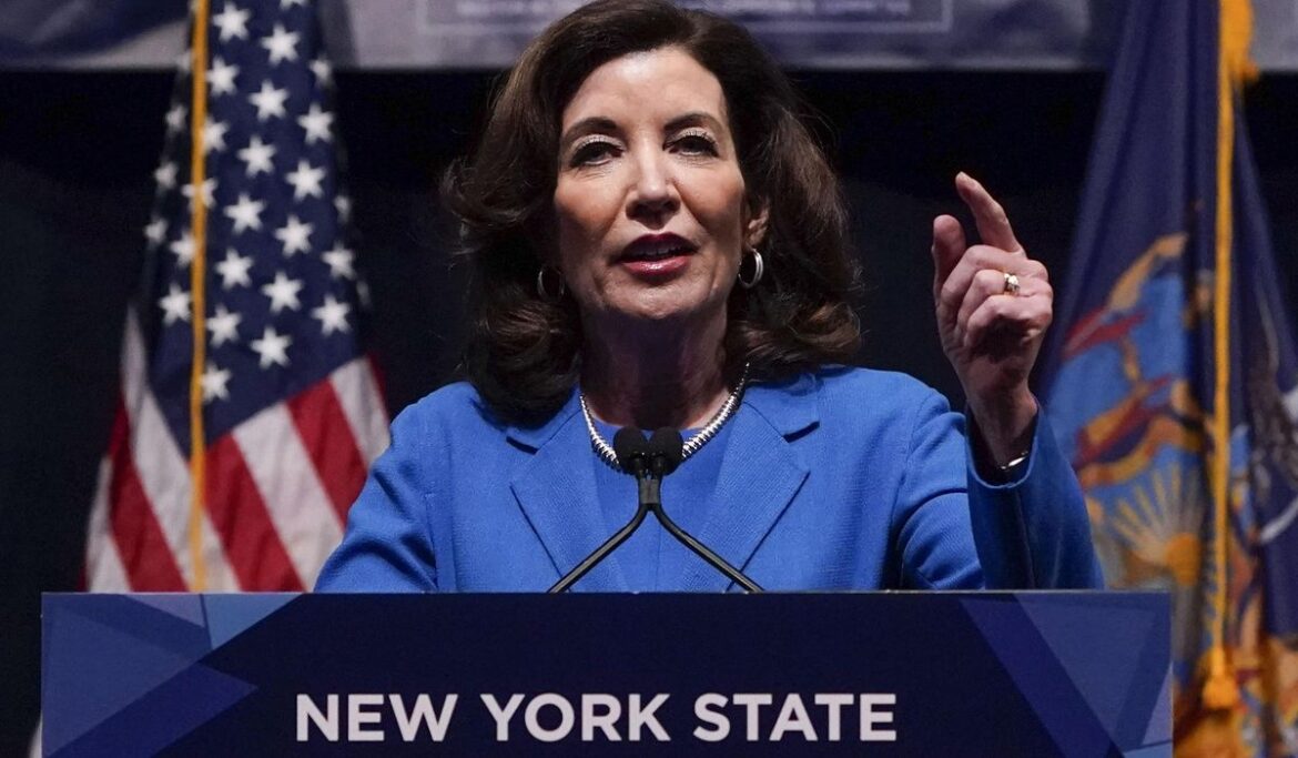 Kathy Hochul pummeled by Dem primary opponents after corruption charges forced her No. 2 to quit