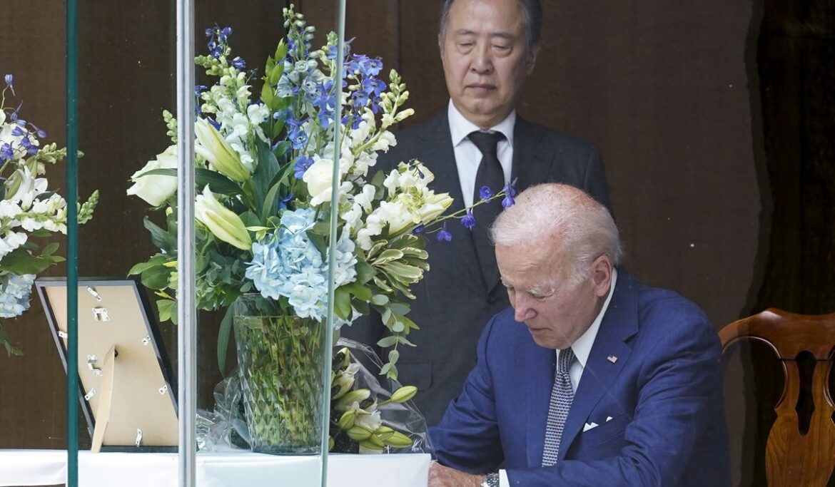 Biden orders flags flown at half-staff to honor Shinzo Abe