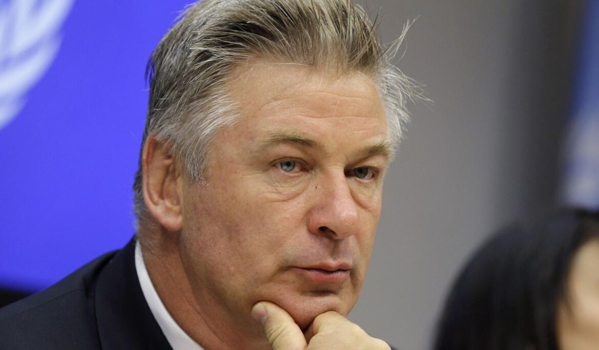 FBI forensic report: Alec Baldwin had to have pulled the trigger in fatal movie set shooting
