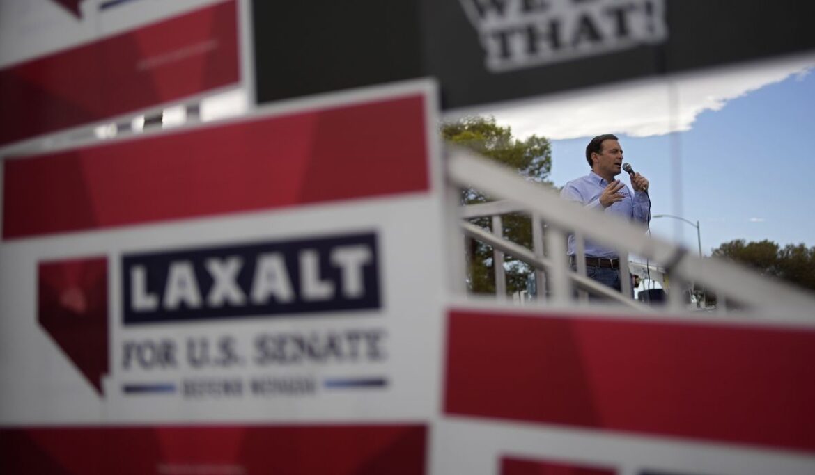 Last-minute momentum shift puts Senate majority within reach for Republicans