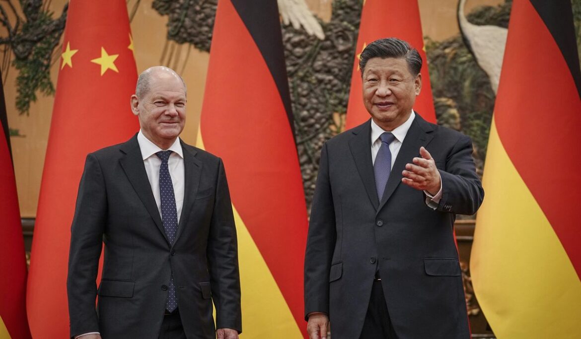 China’s Xi meets Germany’s Scholz, urges Ukraine peace talks