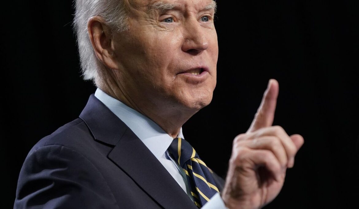 Biden tells visiting Zelenskyy U.S. will support Ukraine ‘for as long as it takes’