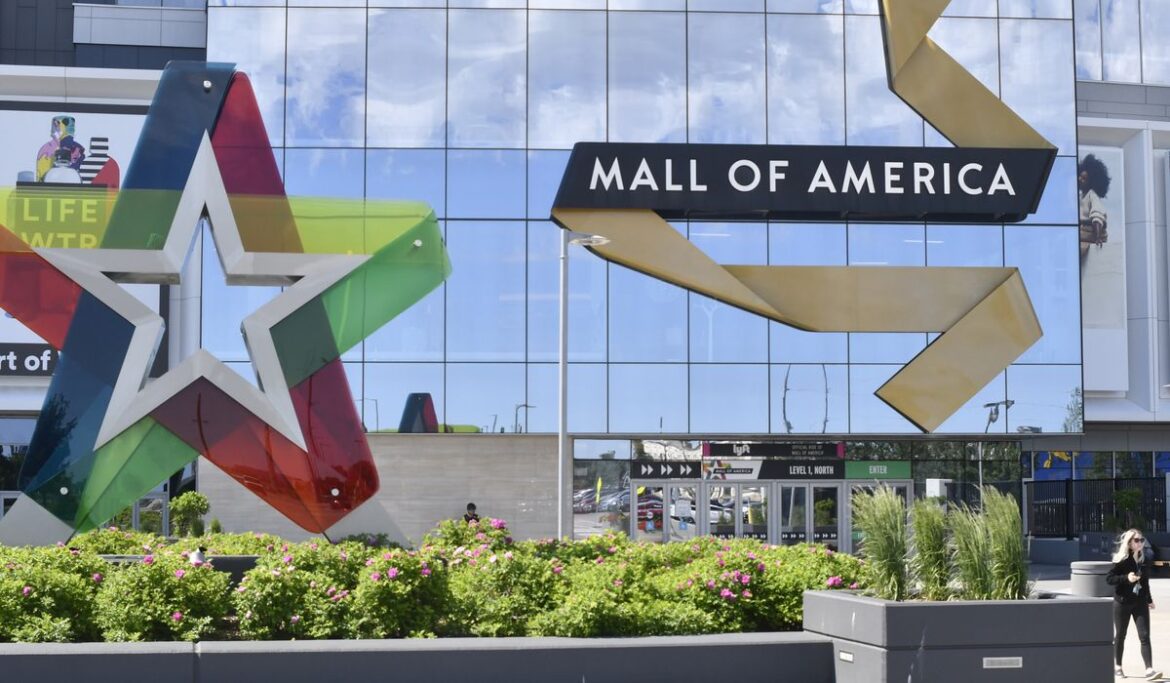 State-run vaccination site at Mall of America shuts down